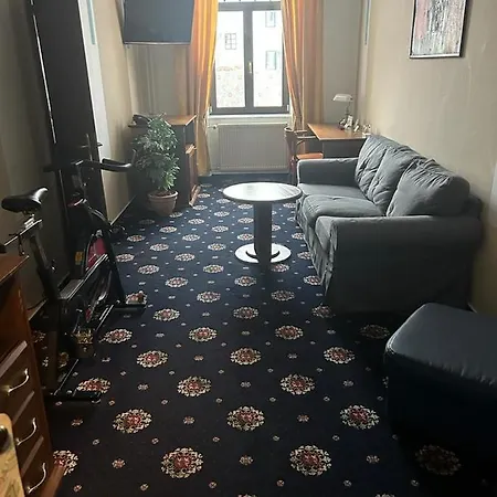 布里奥尼套房酒店 公寓式酒店 4*