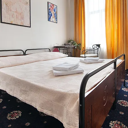 ブリオーニ スイーツ オストラヴァ