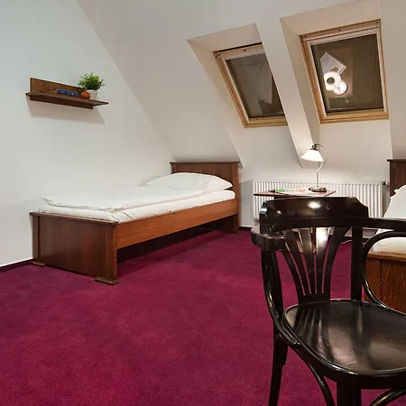 ブリオーニ スイーツ オストラヴァ