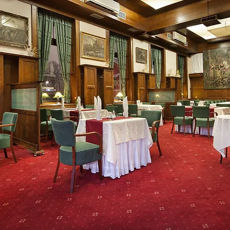 ブリオーニ スイーツ 4* オストラヴァ